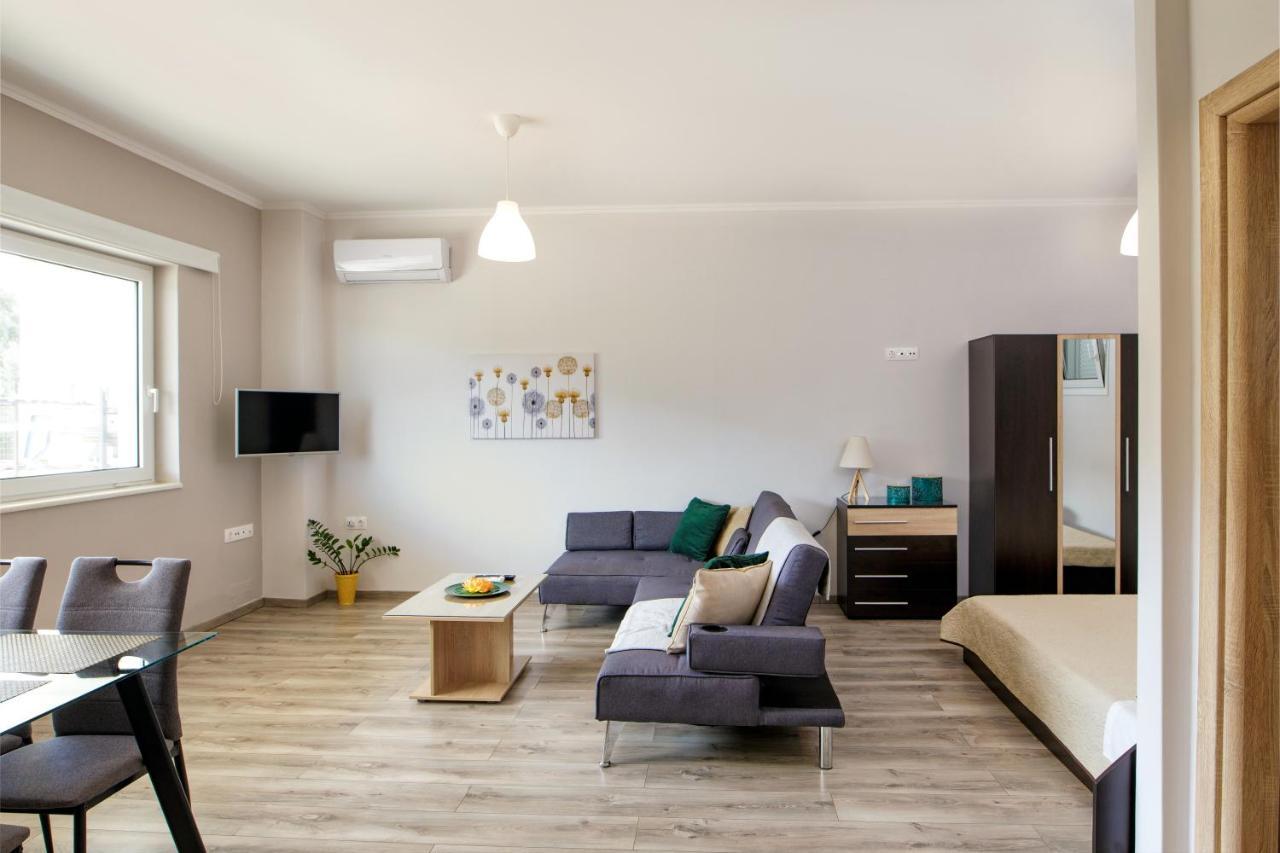 Apartment Stellina's New 5min From Souda