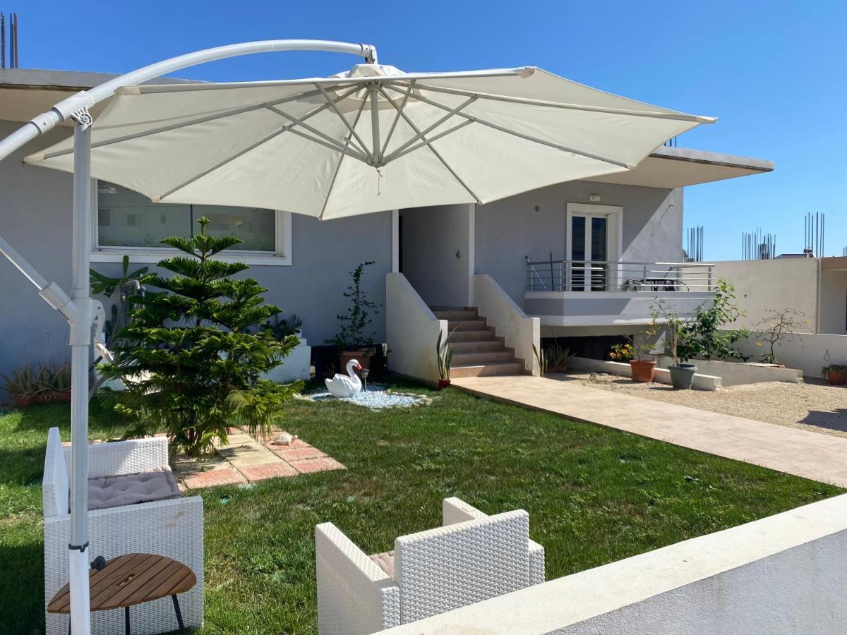 Stellina's New 5min From Apartment
